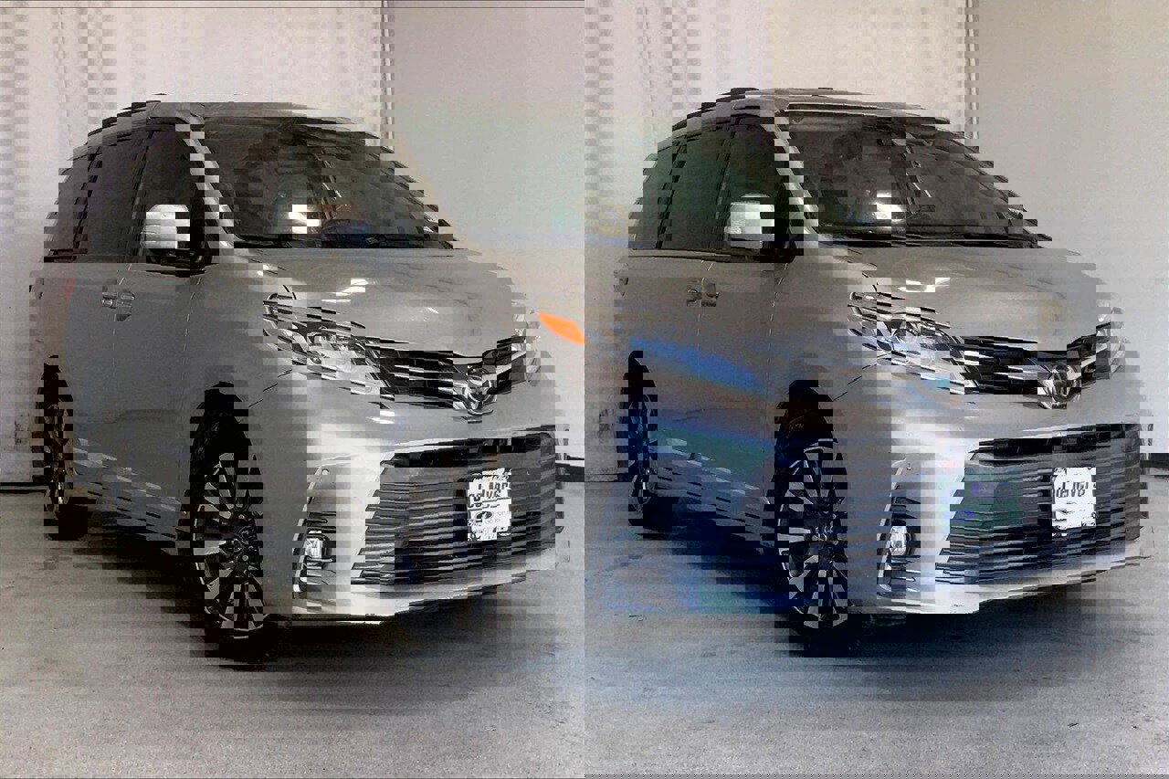 Used 2019 Toyota Sienna Limited