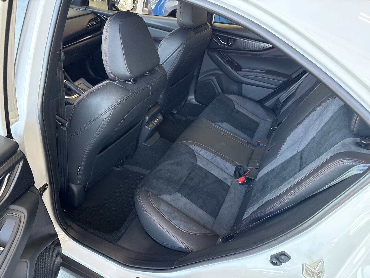 Used 2022 Subaru WRX Limited AWD/4WD image 18