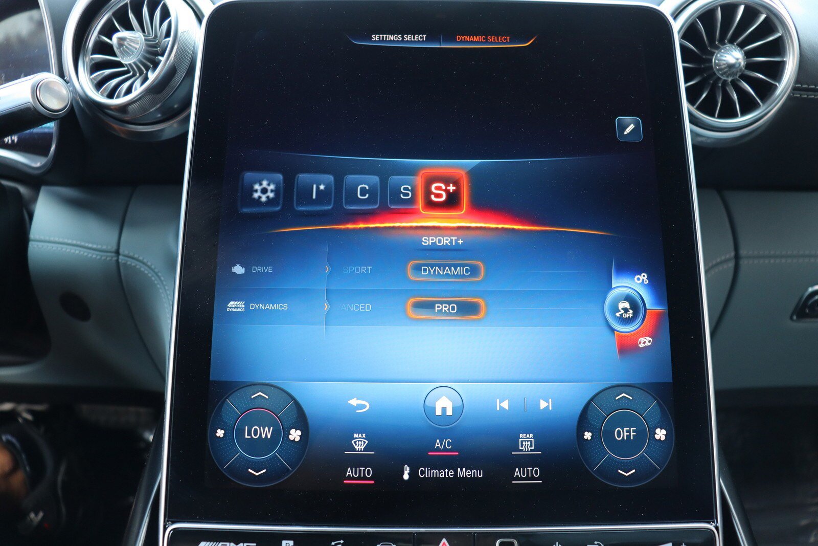 Used 2023 Mercedes-Benz SL 43 AMG image 31