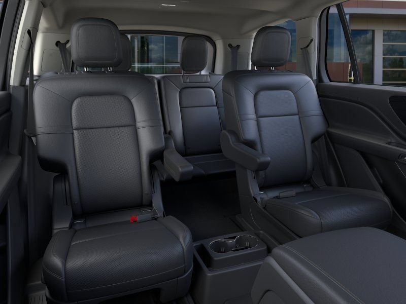 New 2026 Lincoln Aviator AWD image 11