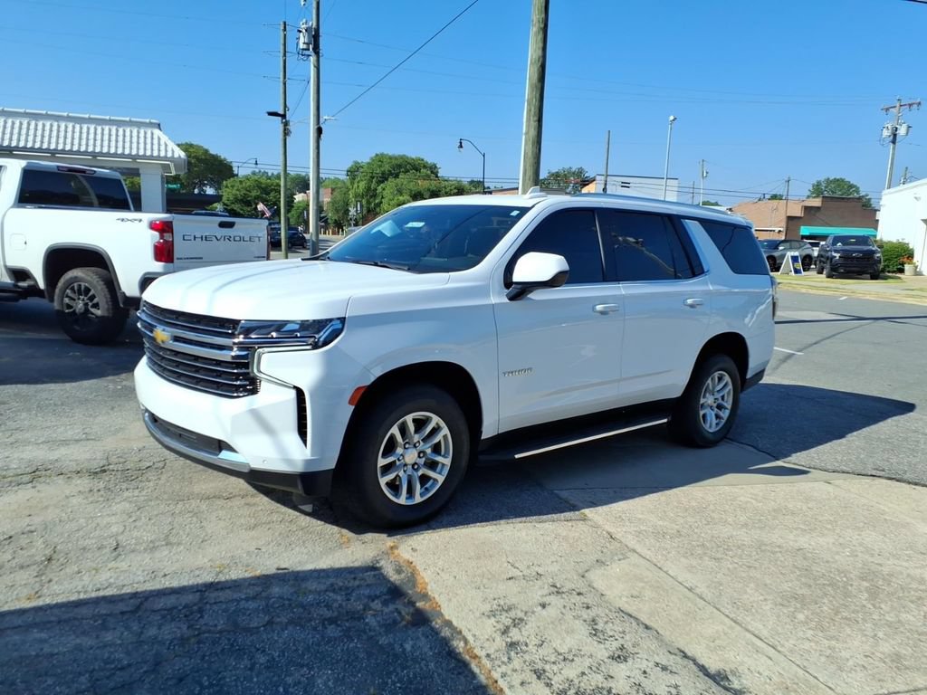 Used 2024 Chevrolet Tahoe LT RWD image 9