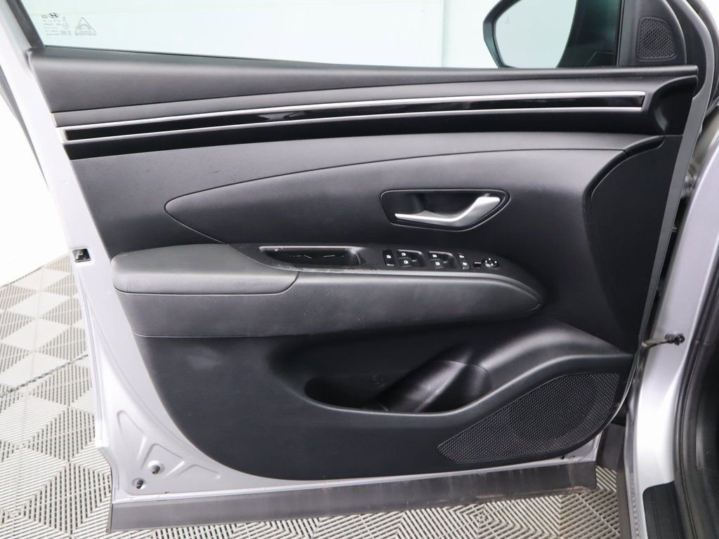Used 2022 Hyundai Tucson SEL w/ Winter Package image 24