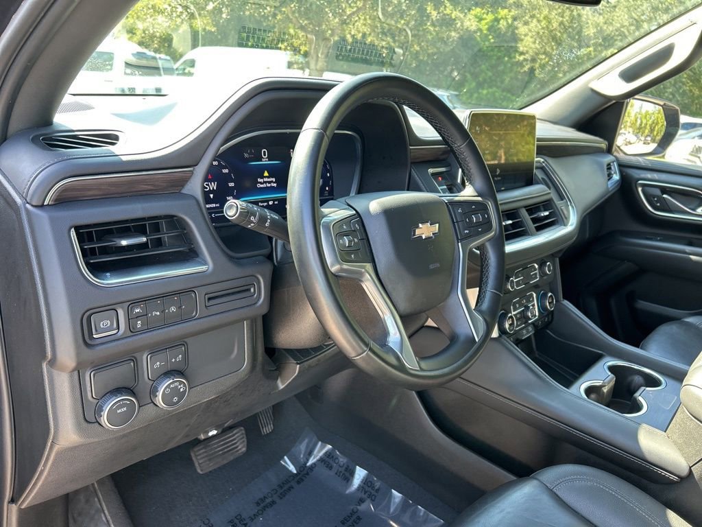 Used 2023 Chevrolet Suburban LT image 16