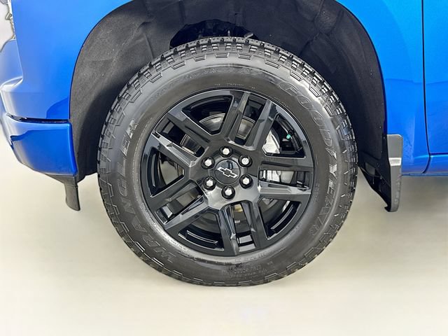 Used 2023 Chevrolet Silverado 1500 RST AWD/4WD image 31