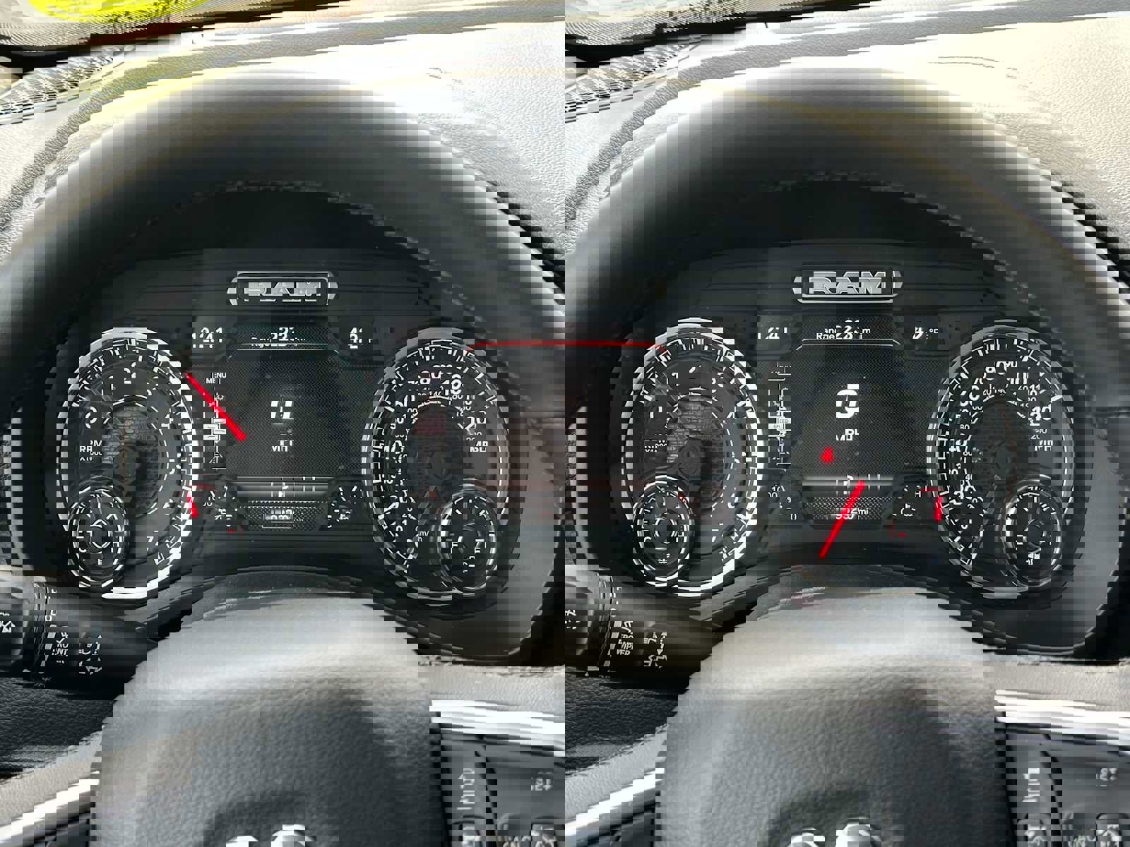 Used 2025 RAM 1500 Big Horn image 24