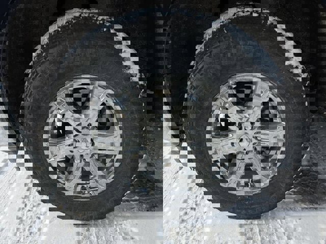 Used 2022 Ford F150 Lariat w/ Equipment Group 502A High image 12