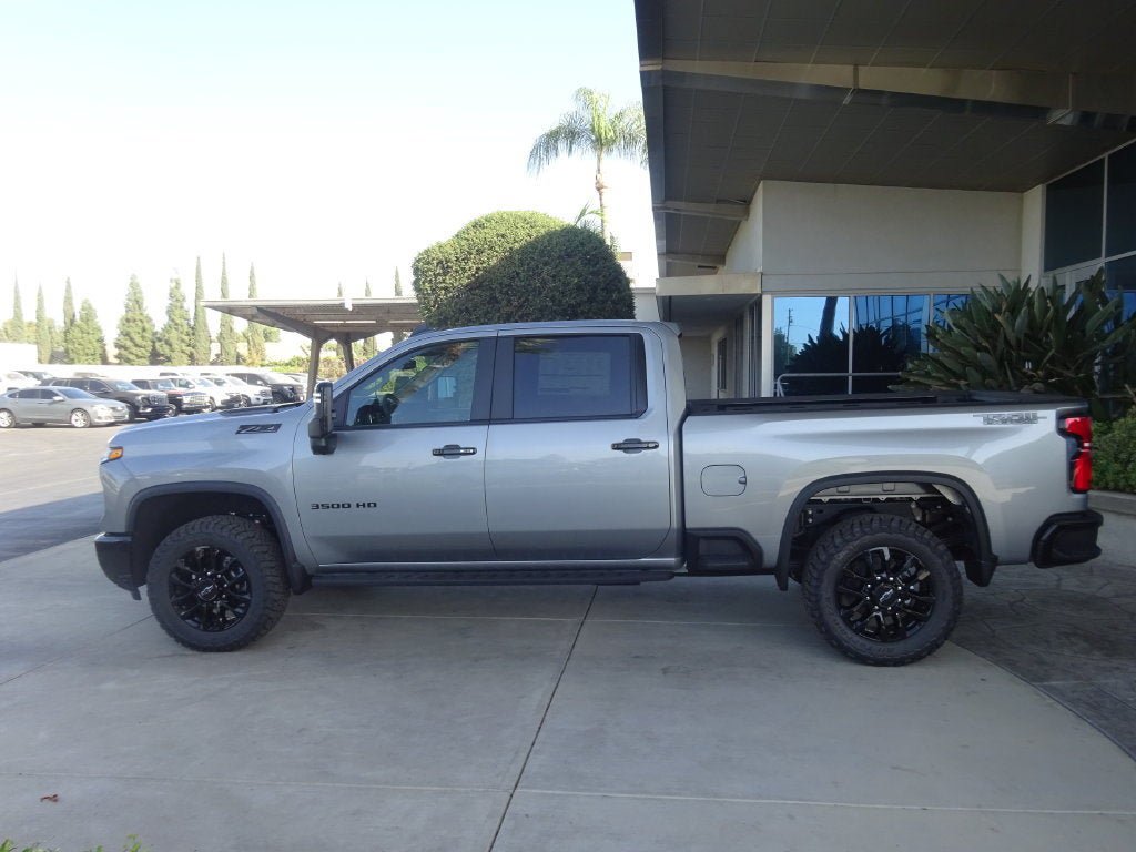 New 2026 Chevrolet Silverado 3500 LT w/ Trail Boss Package AWD/4WD image 4