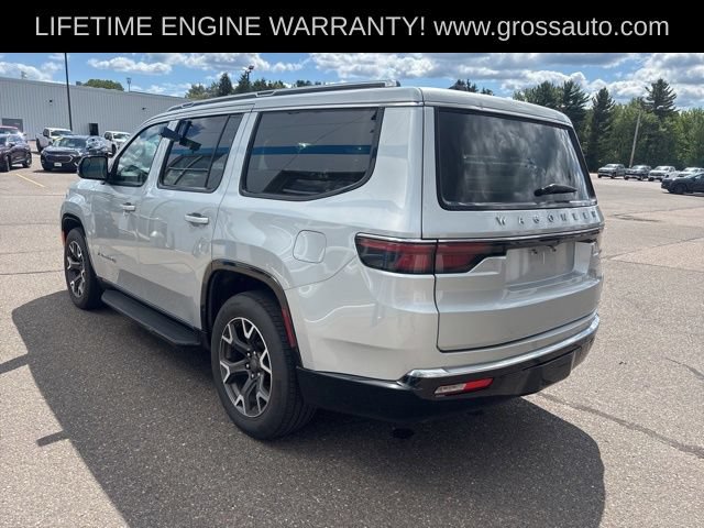 Used 2024 Jeep Wagoneer Series III AWD/4WD image 5