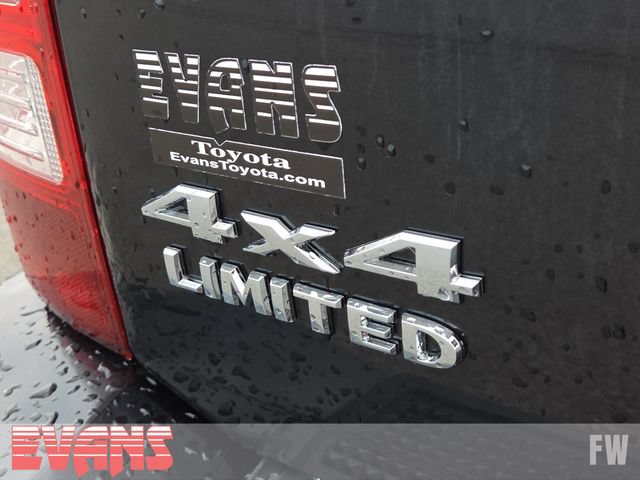 Used 2012 Jeep Liberty Limited Jet w/ Comfort/Convenience Group AWD/4WD image 4
