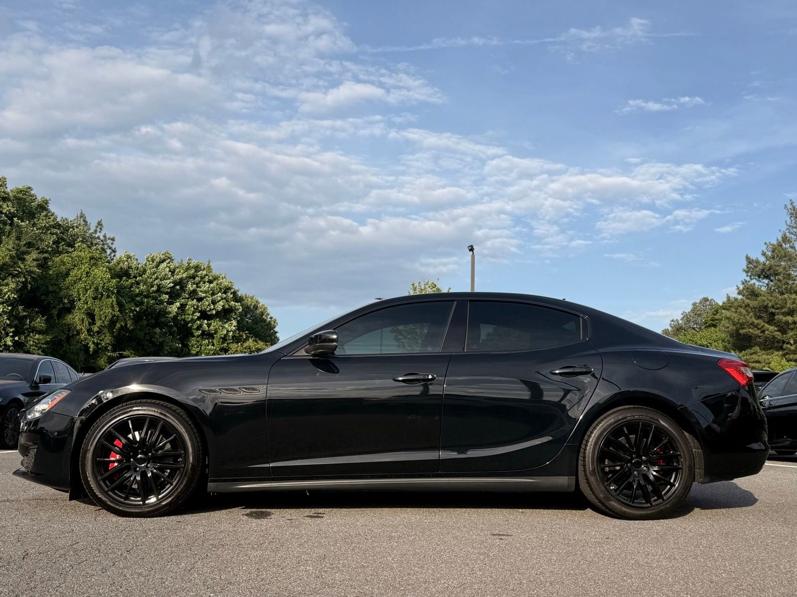 Used 2018 Maserati Ghibli RWD image 2