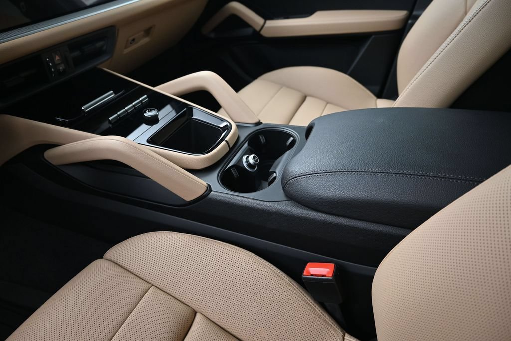 Certified 2026 Porsche Cayenne S AWD/4WD image 22