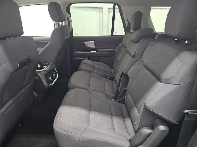 Used 2025 Ford Expedition Max Active AWD/4WD image 21