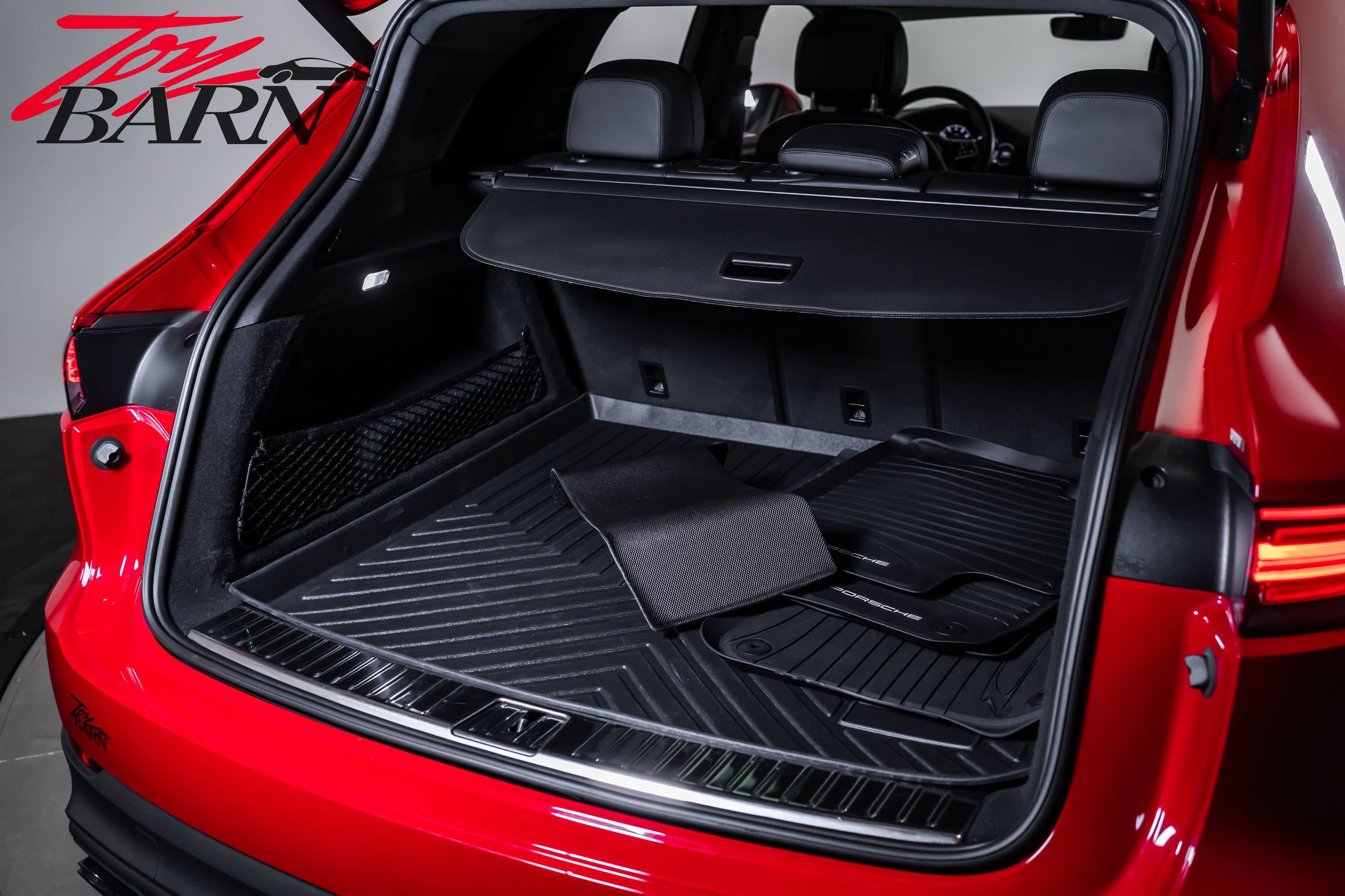Used 2023 Porsche Cayenne AWD/4WD image 50