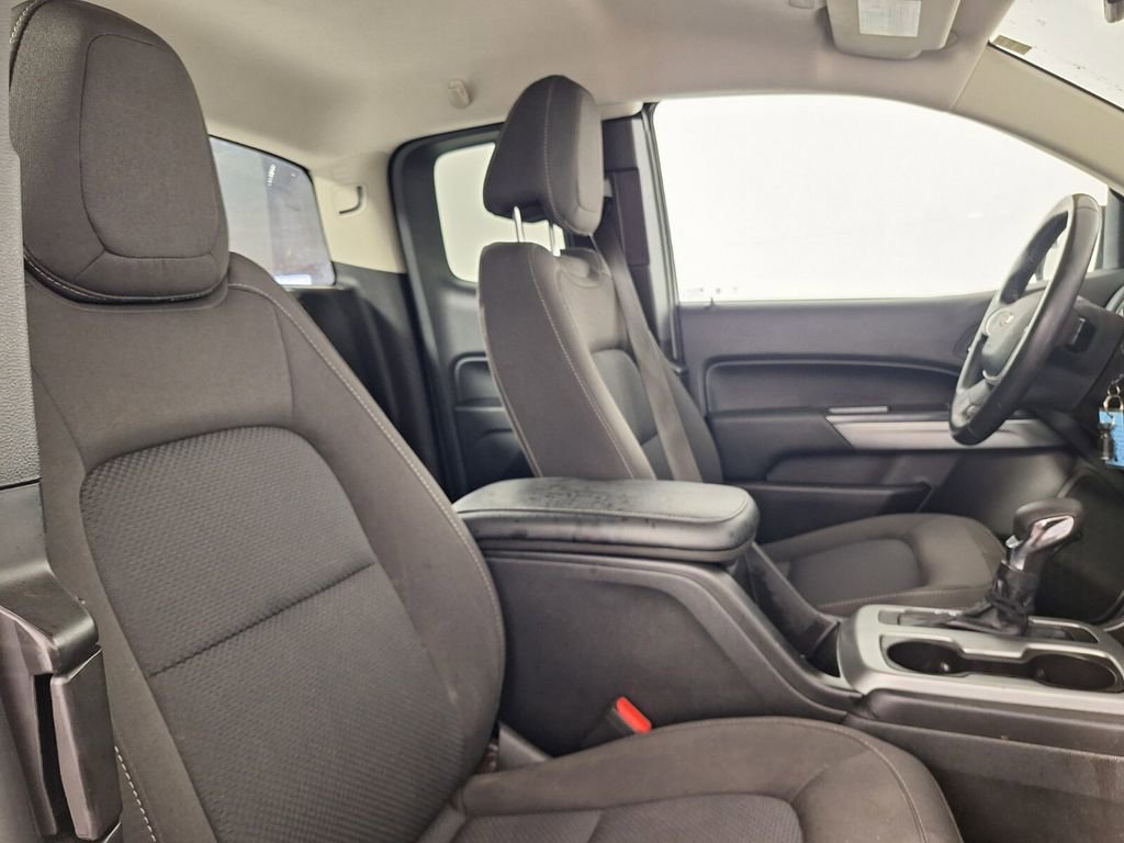 Used 2022 Chevrolet Colorado LT w/ Fleet Safety Package RWD image 29