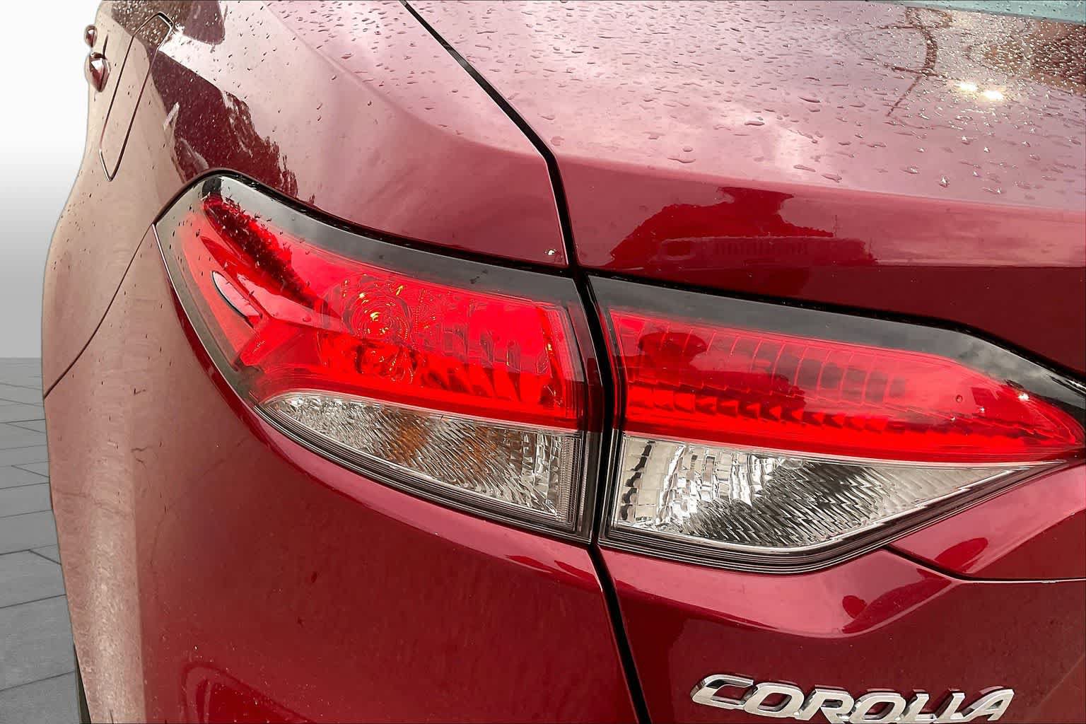 Used 2026 Toyota Corolla LE FWD image 27