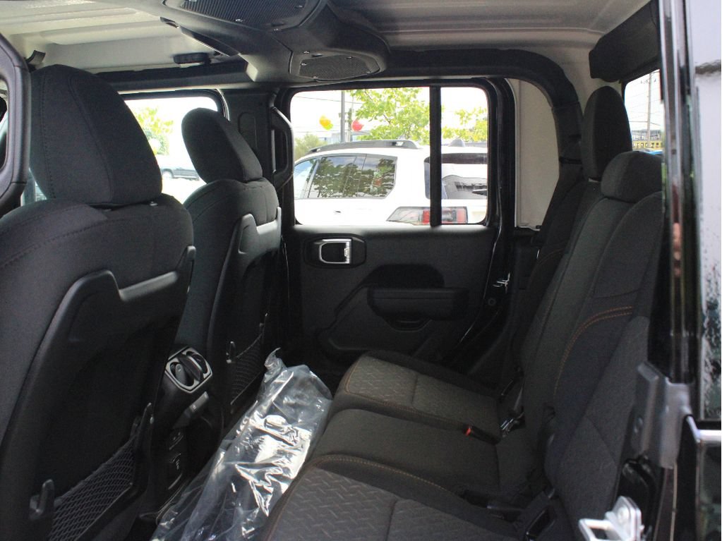 New 2026 Jeep Gladiator Mojave AWD/4WD image 34