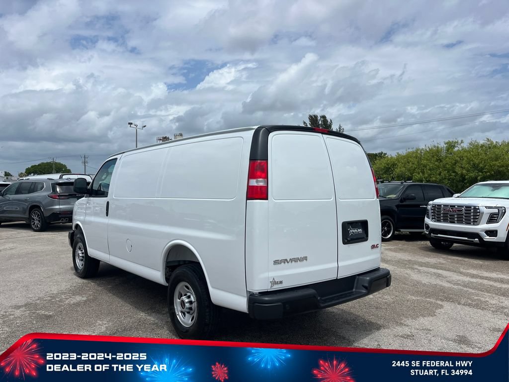 New 2026 GMC Savana 2500 w/ Driver Convenience Package RWD image 5