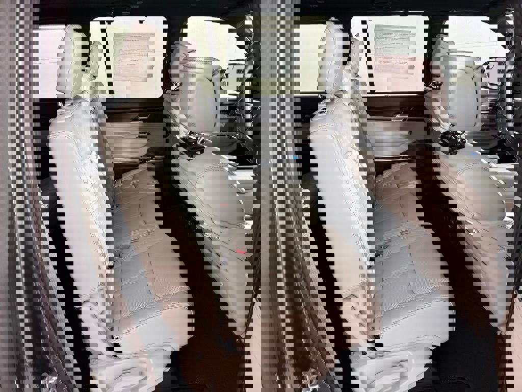 New 2026 Jeep Grand Wagoneer Summit image 46