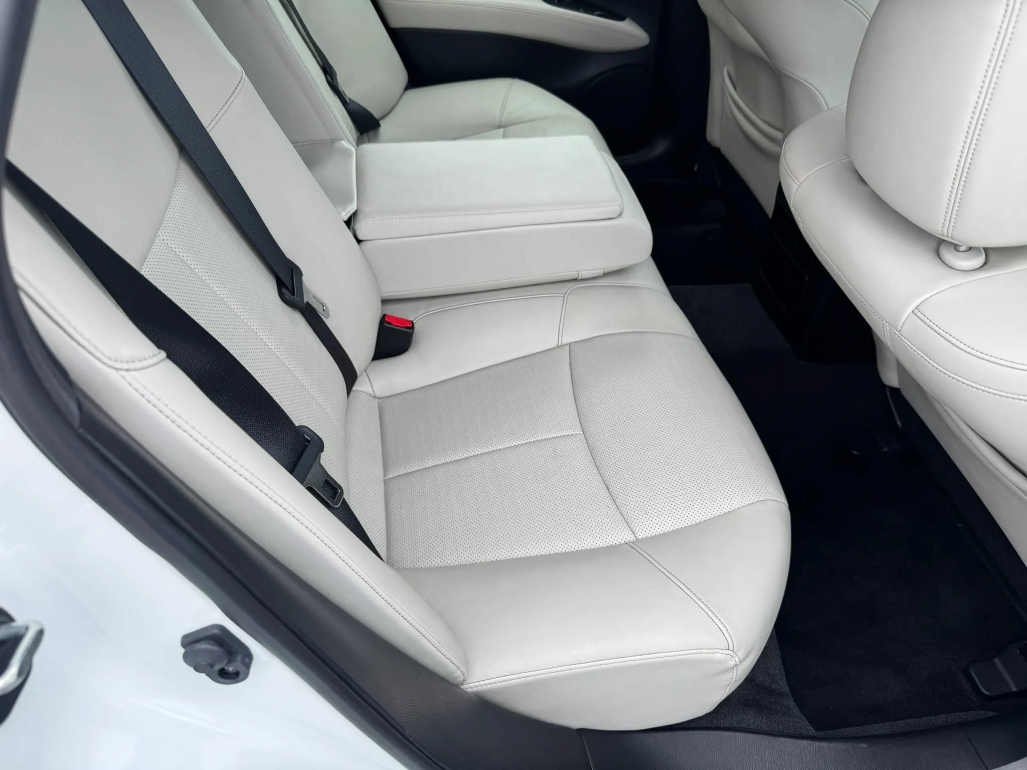 Used 2013 INFINITI M37 x w/ Premium Pkg AWD/4WD image 15