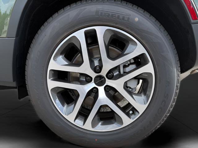 New 2026 Land Rover Defender 110 S AWD/4WD image 24