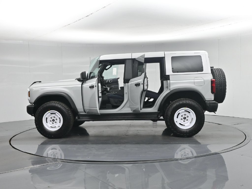 New 2026 Ford Bronco Heritage Edition AWD/4WD image 34