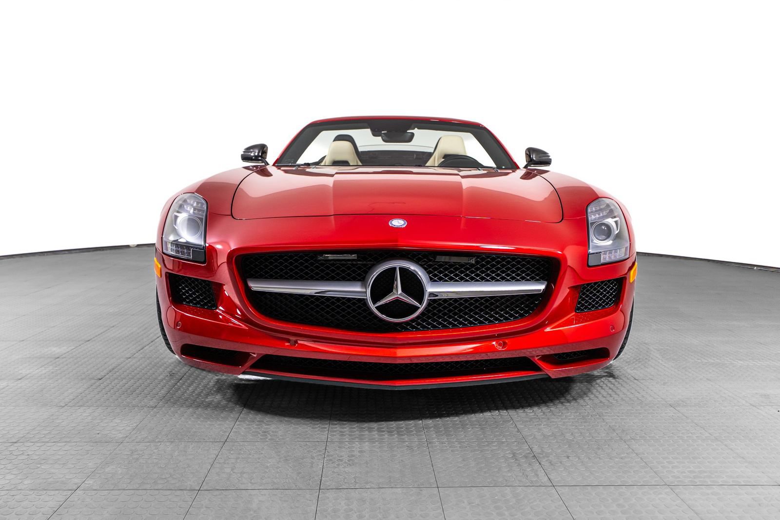 Used 2012 Mercedes-Benz SLS AMG Roadster image 8