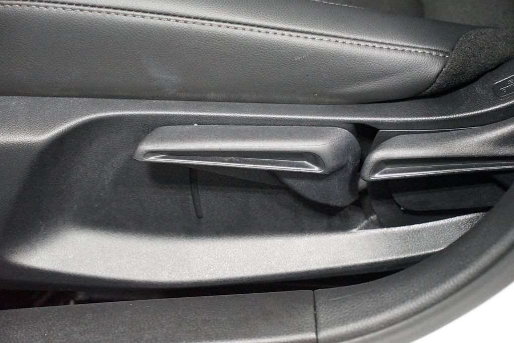 Used 2025 Honda Civic Sport image 30