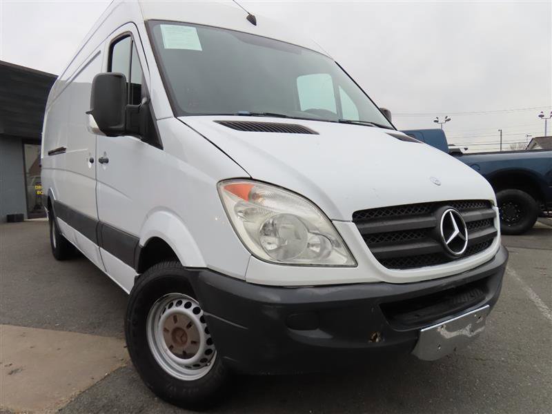 Used 2013 Mercedes-Benz Sprinter 2500 image 3