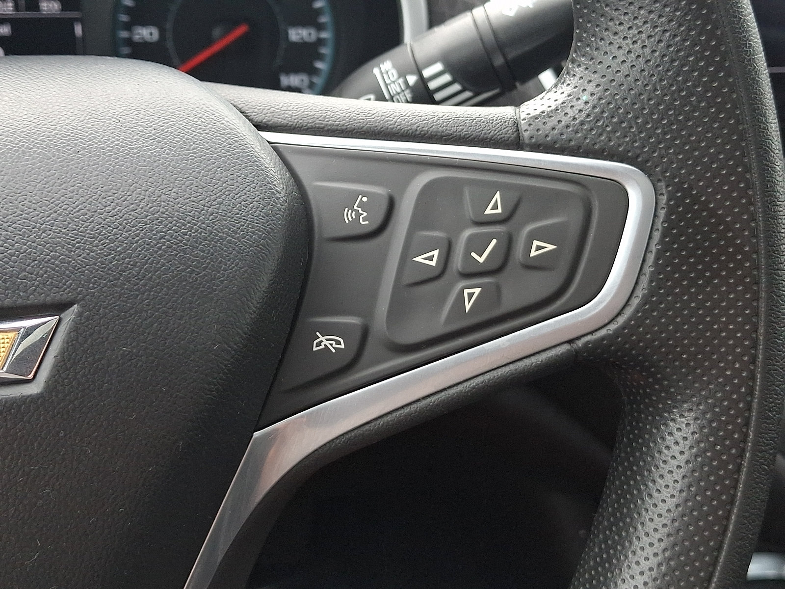 Used 2022 Chevrolet Malibu LT FWD image 23
