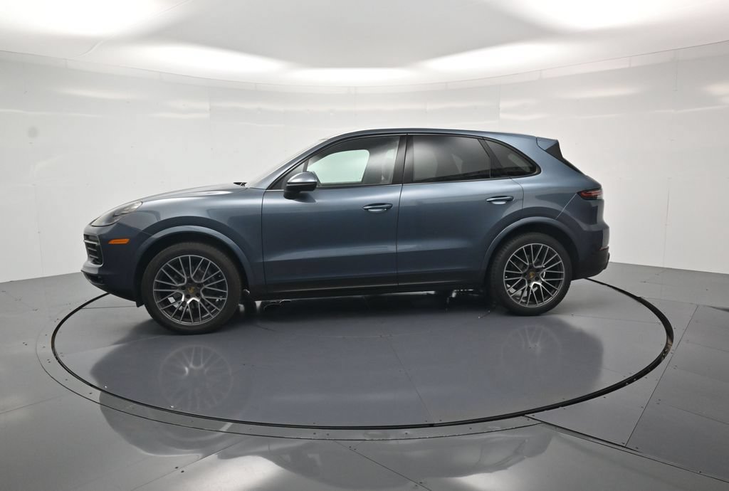 Certified 2020 Porsche Cayenne AWD/4WD image 2