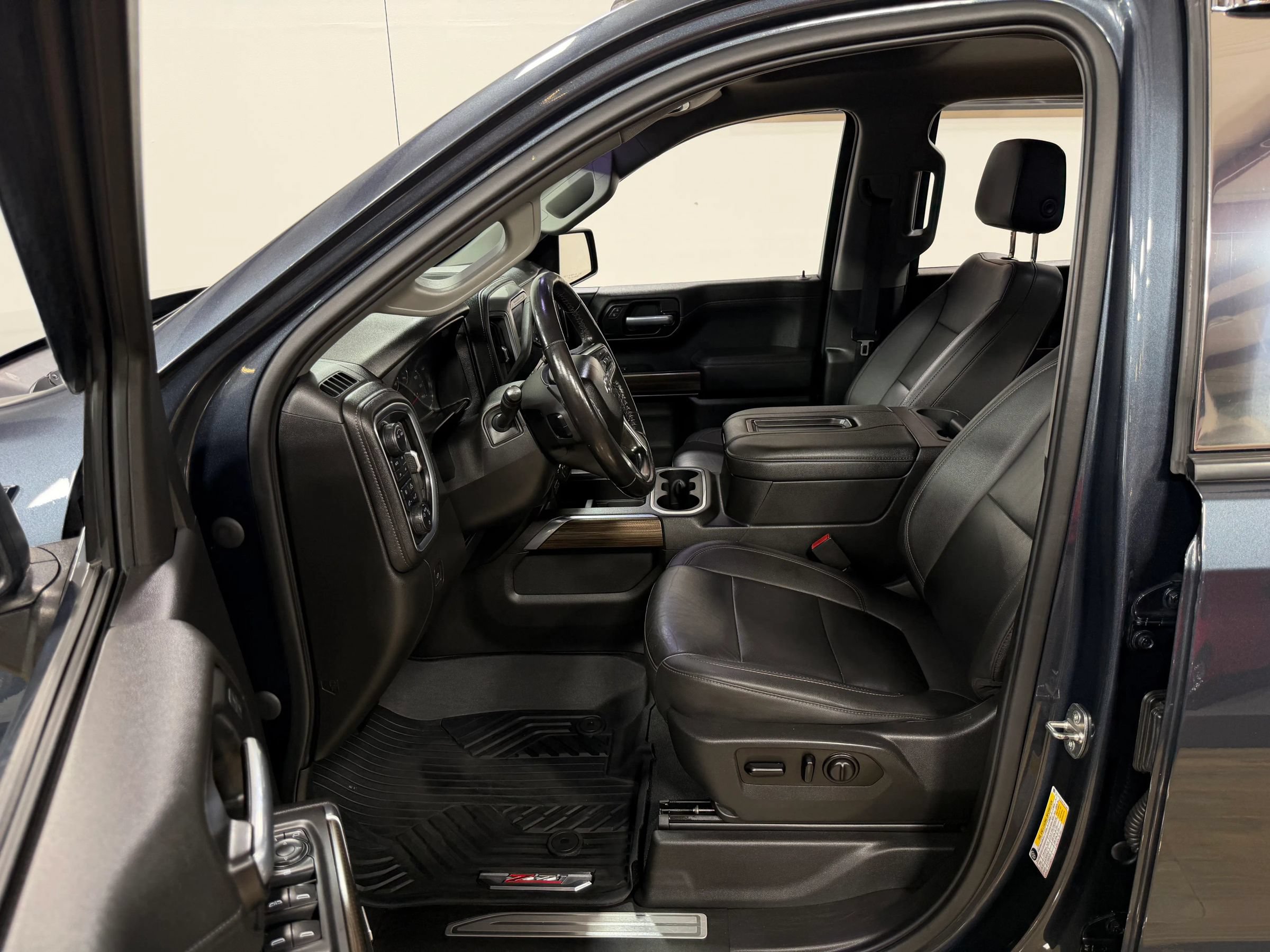 Used 2021 Chevrolet Silverado 1500 RST AWD/4WD image 11