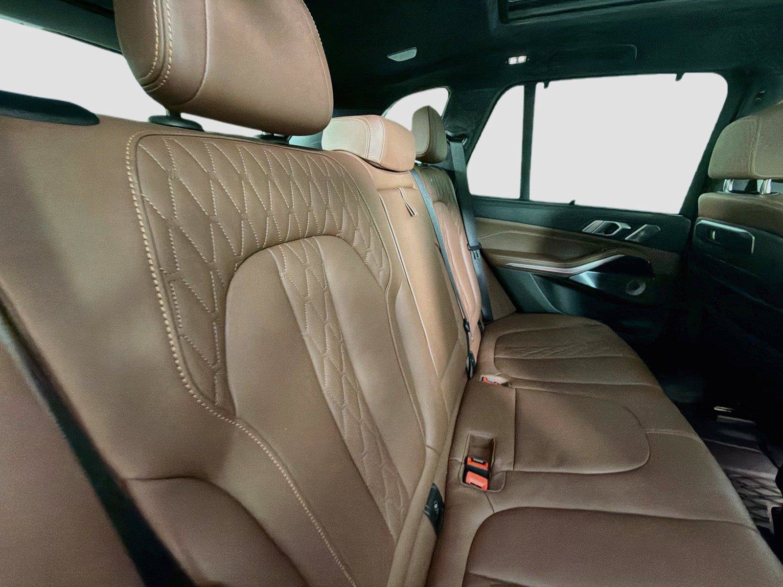 Used 2025 BMW X5 M60i w/ Executive Package AWD/4WD image 28