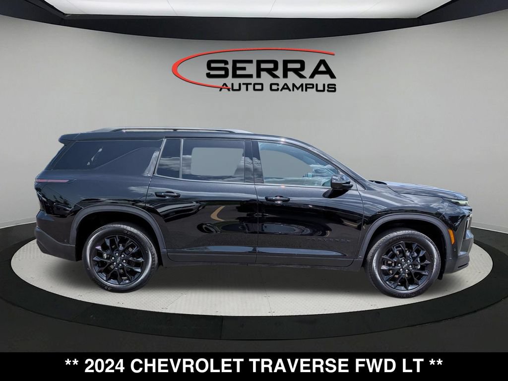 Used 2024 Chevrolet Traverse LT w/ Enhanced Driving Package FWD image 13