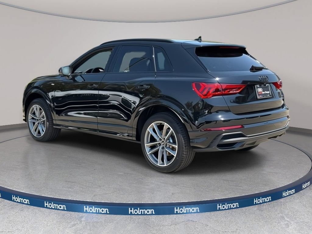 Certified 2025 Audi Q3 2.0T Premium w/ Convenience Package AWD/4WD image 5