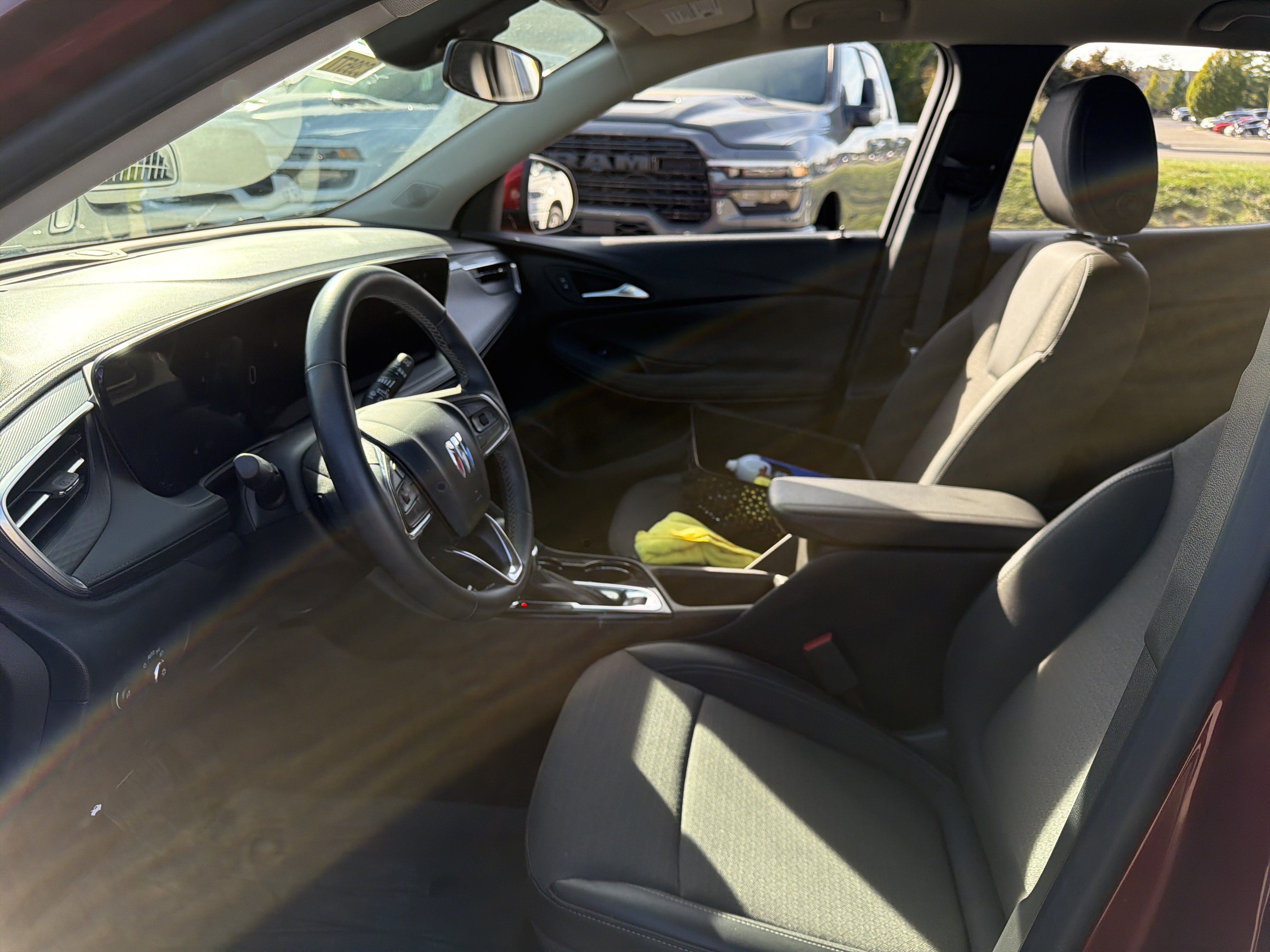 Used 2024 Buick Encore GX Preferred FWD image 12