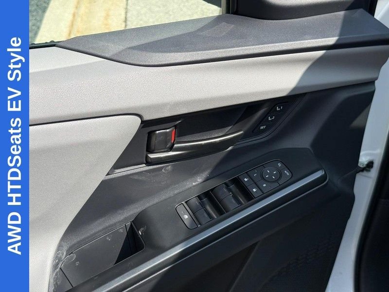 New 2026 Toyota C-HR AWD/4WD image 12