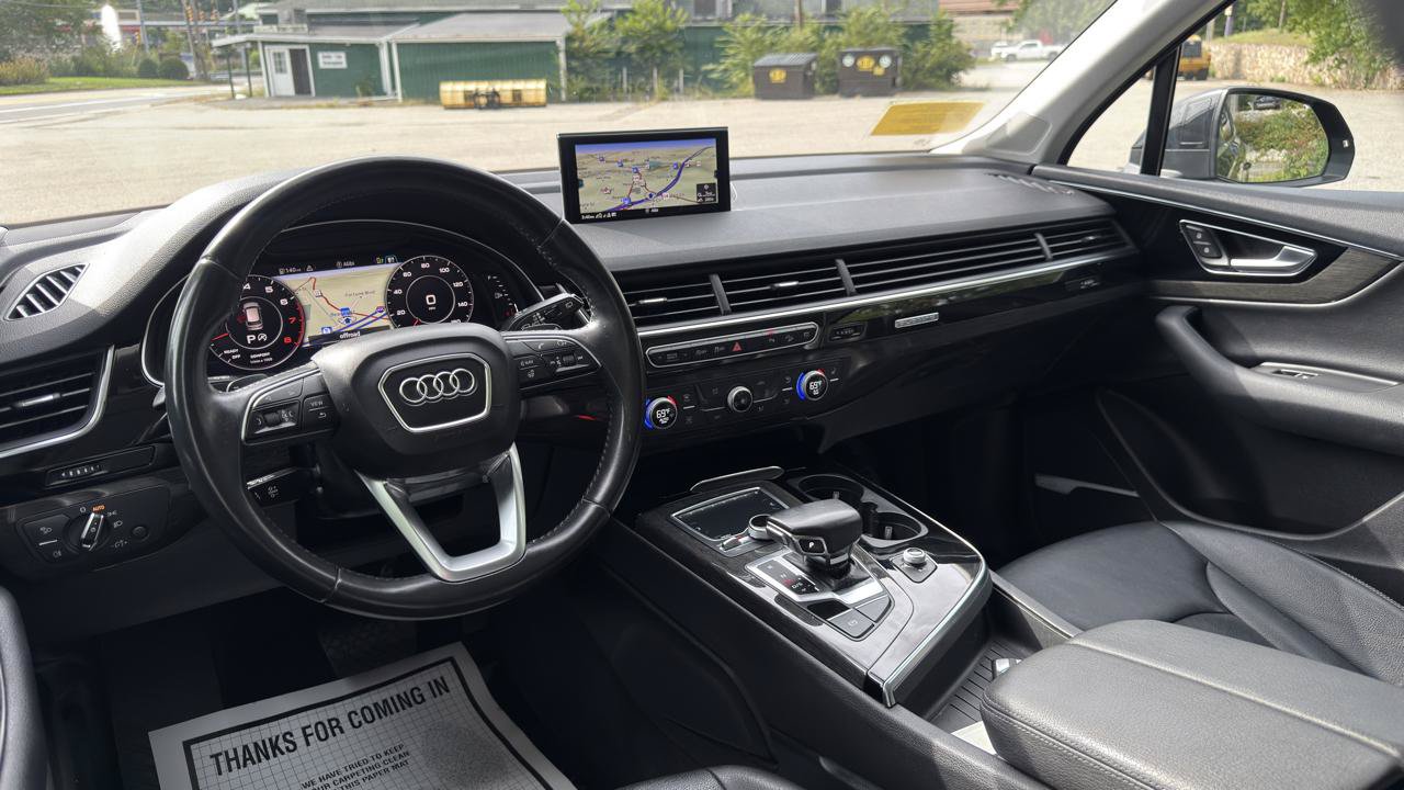 Used 2019 Audi Q7 3.0T Premium Plus w/ Premium Plus Package AWD/4WD image 14