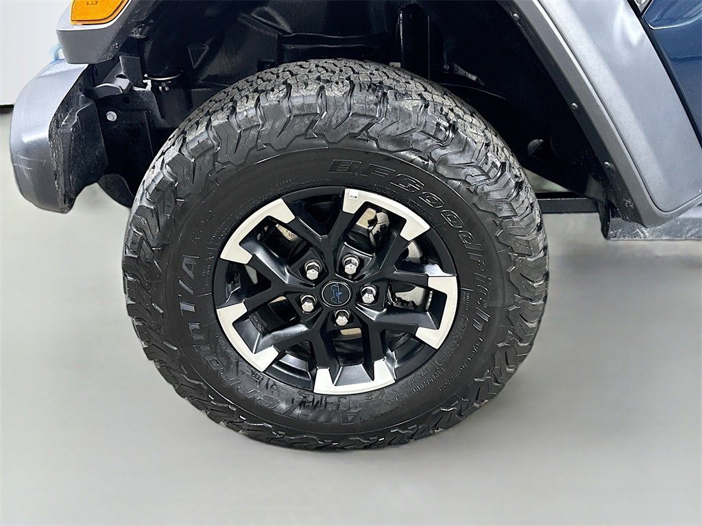 Used 2025 Jeep Wrangler Unlimited Rubicon 4xe w/ Technology Group image 8