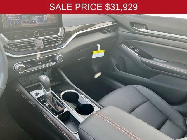 New 2025 Nissan Altima 2.5 SR w/ SR Premium Package image 18
