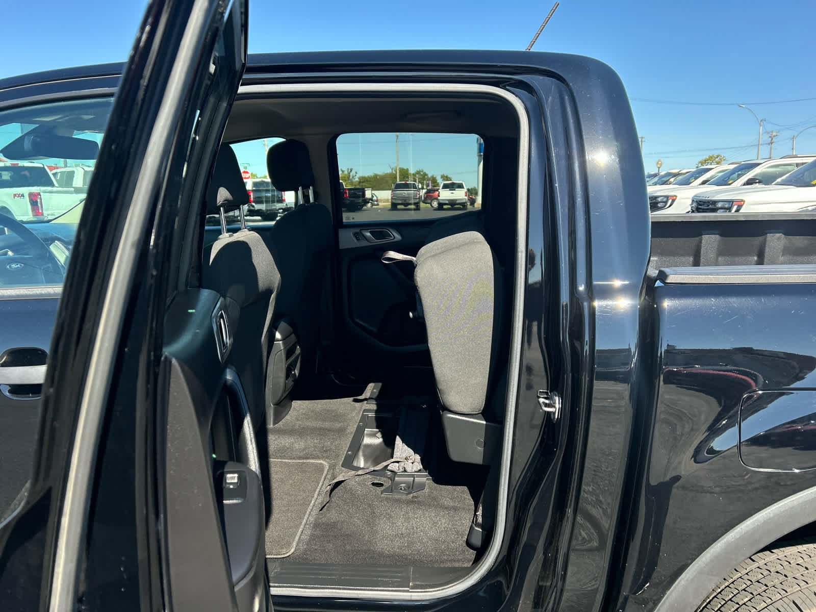 Used 2021 Ford Ranger XLT w/ Equipment Group 301A Mid image 8