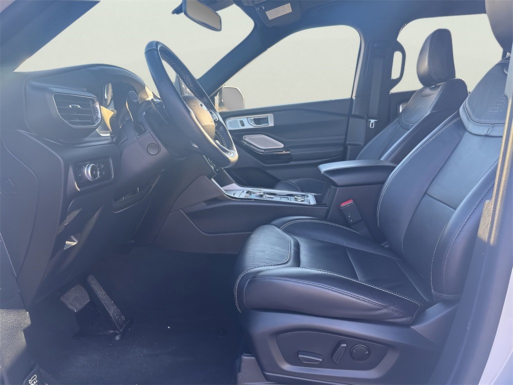 Used 2023 Ford Explorer ST w/ Equipment Group 401A image 16