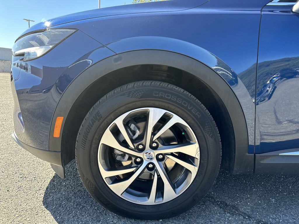 Used 2023 Buick Envision Essence image 18