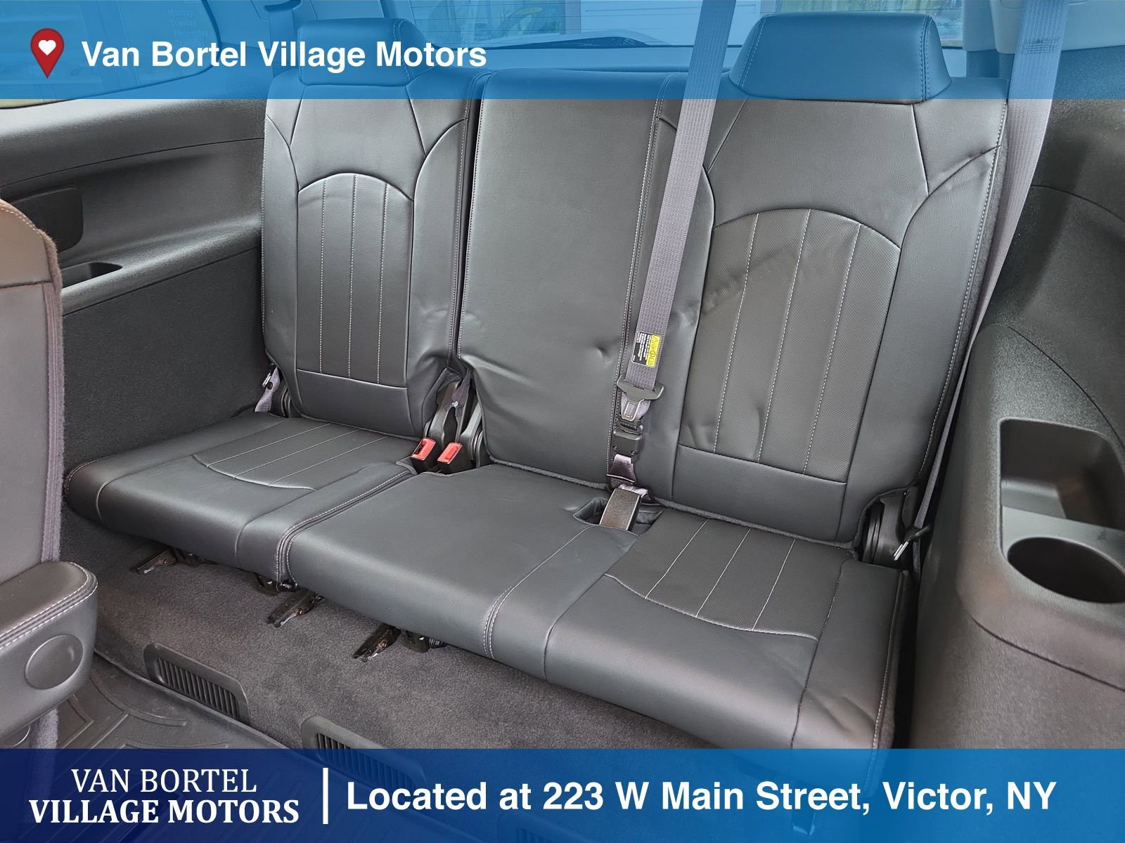 Used 2015 GMC Acadia SLT image 27