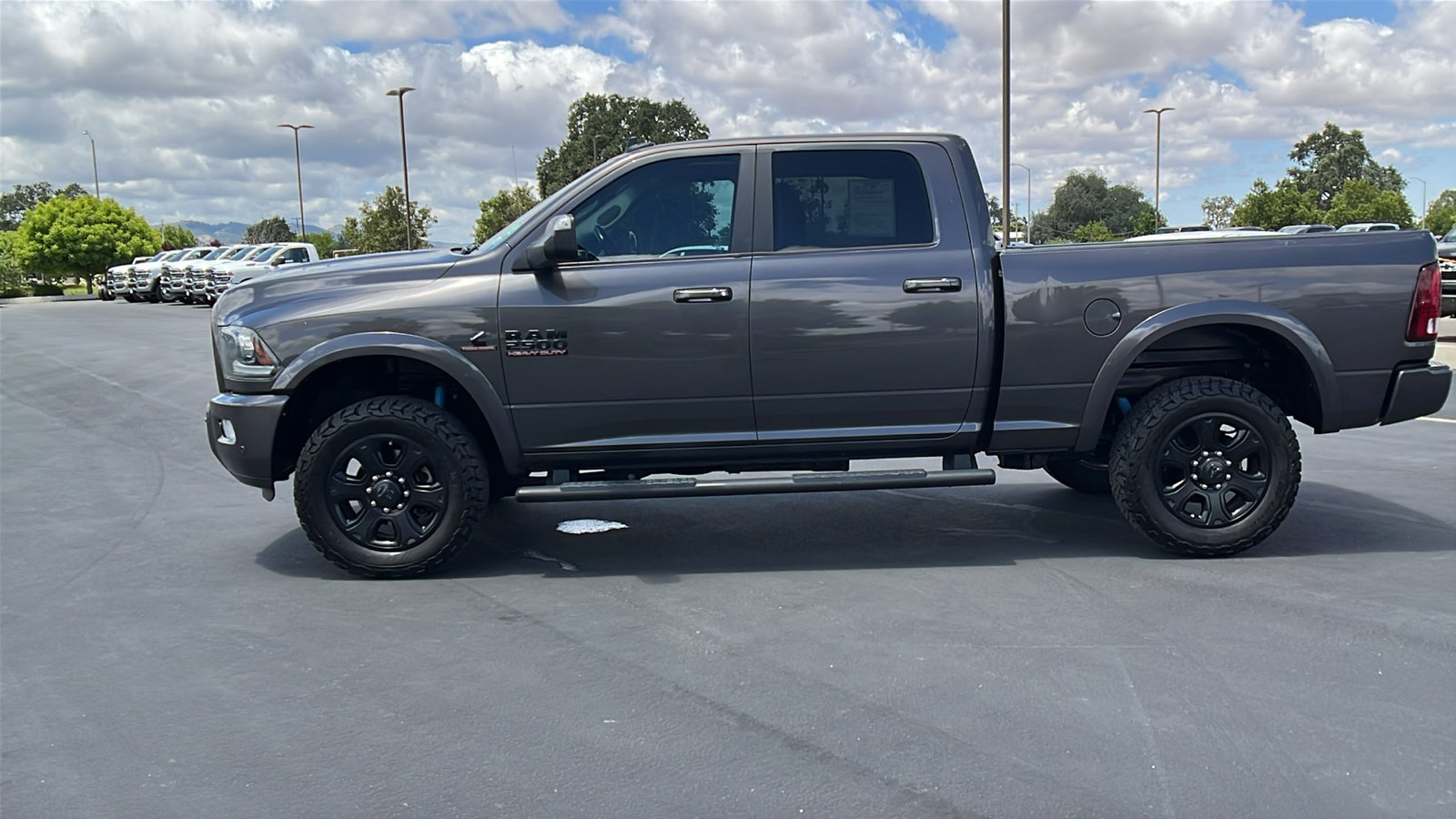 Used 2018 RAM 2500 Laramie w/ Sport Appearance Group AWD/4WD image 6