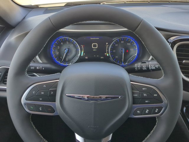 New 2026 Chrysler Voyager LX FWD image 31
