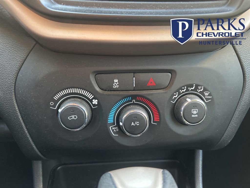 Used 2017 Jeep Cherokee Sport image 17