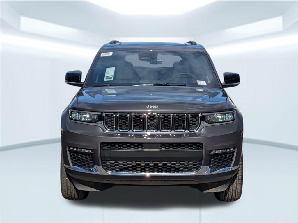 New 2025 Jeep Grand Cherokee L Limited image 10