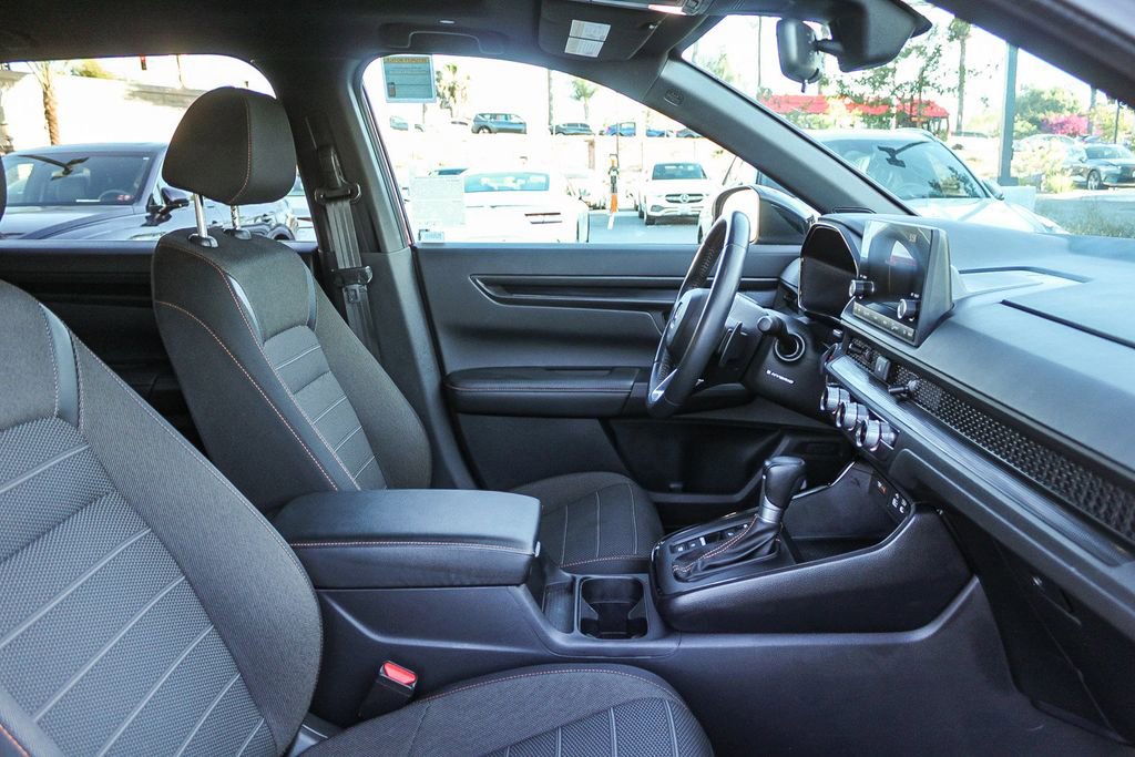 Used 2024 Honda CR-V Sport image 21