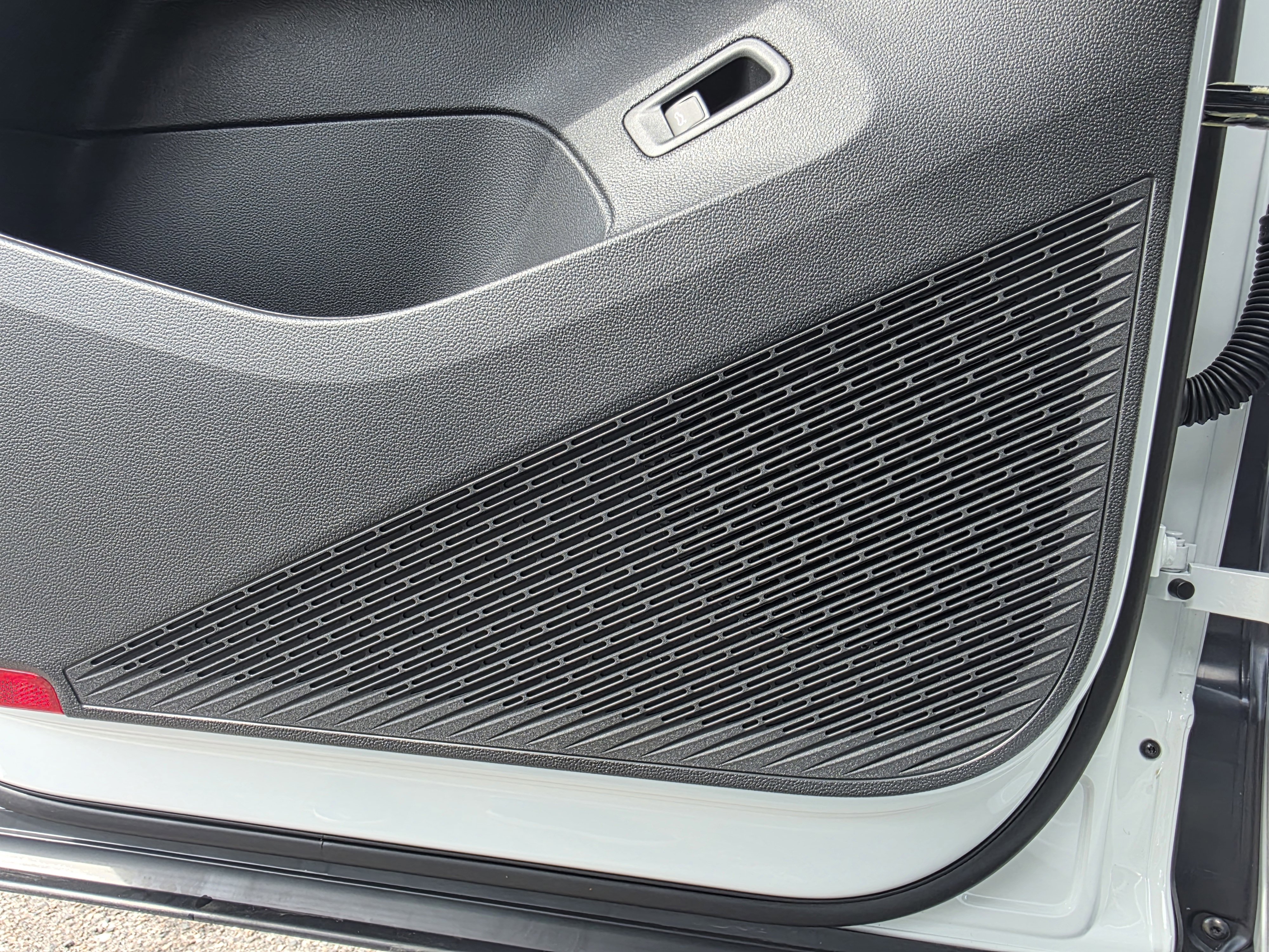 New 2026 Volkswagen Atlas Cross Sport SEL Premium R-Line image 23