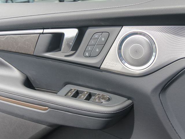 New 2026 Buick Enclave Avenir w/ Super Cruise Package FWD image 14